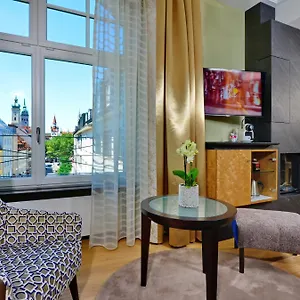 4* Hotel Torbraeu