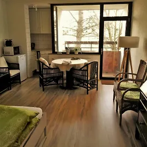 Ruhiges Apt. Direkt Am Naherholungsgebiet Mit Seeblick, Zentrum 5min, Messe 18min Appartamento Norimberga