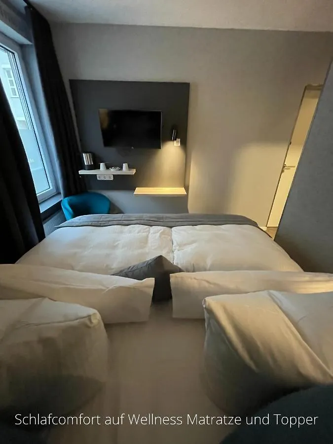 Hotel Falkenturm Monachium 2*,  Niemcy